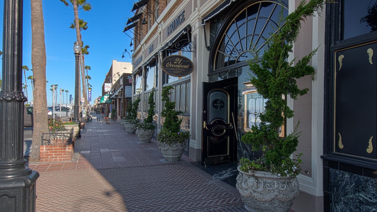 Photo of Others in Balboa Peninsula