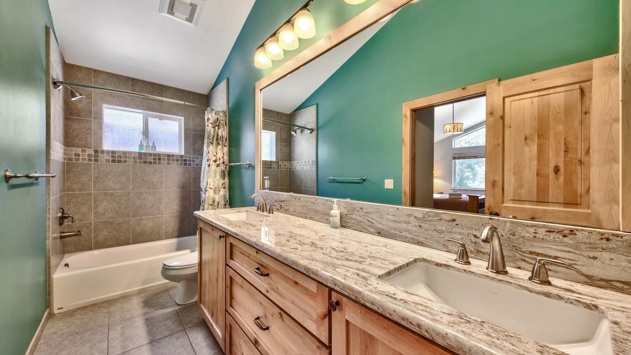 Photo of Bathroom in Tahoe Keys