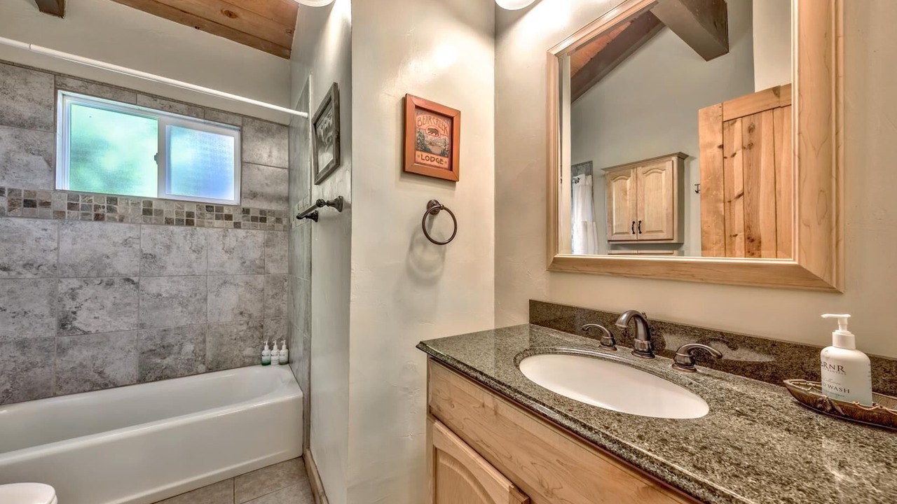 Photo of Bathroom in Tahoe Keys