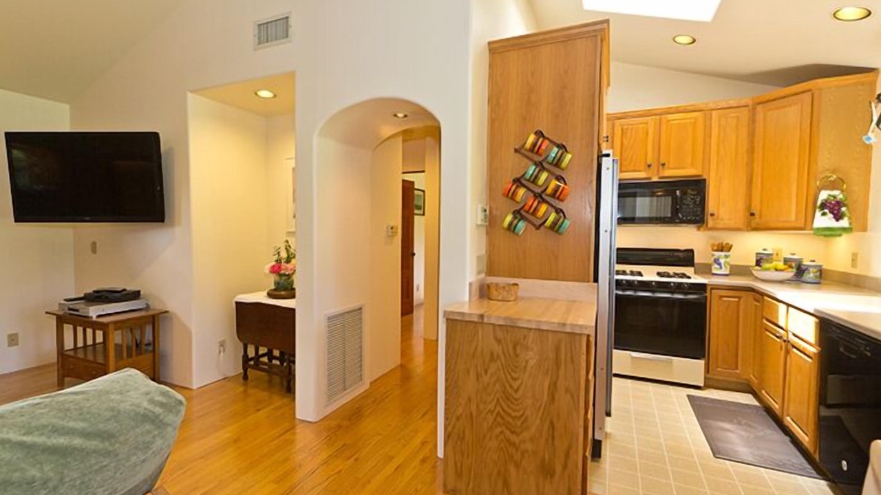 Photo of Kitchen in Toro Canyon
