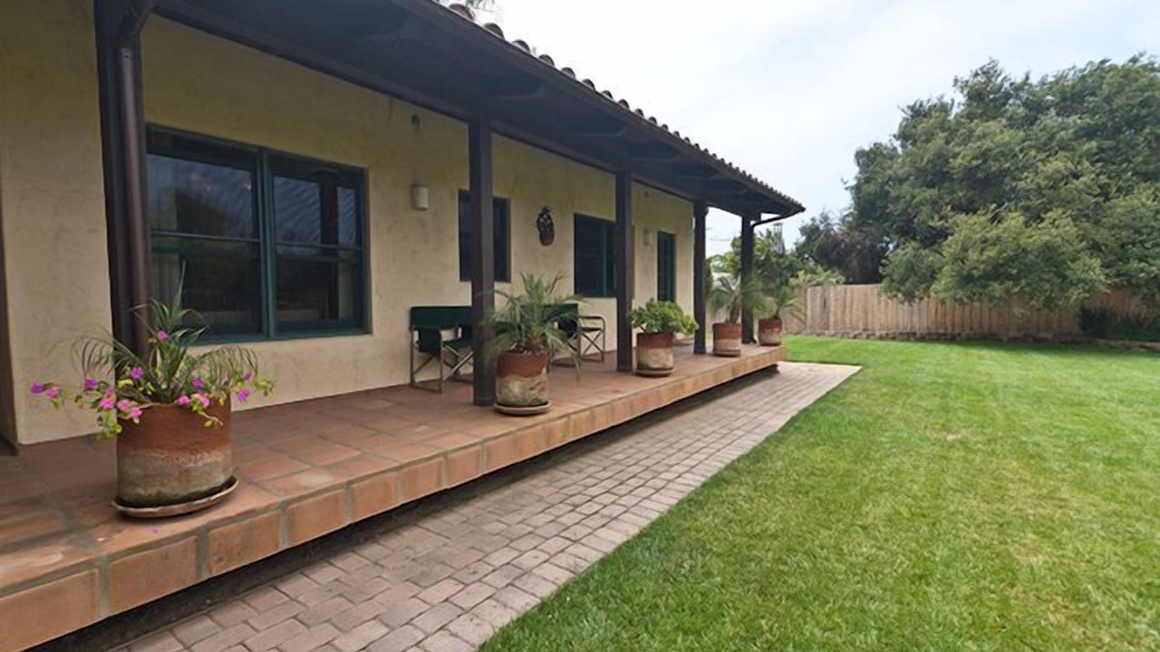 Photo of Patio Balcony in Toro Canyon
