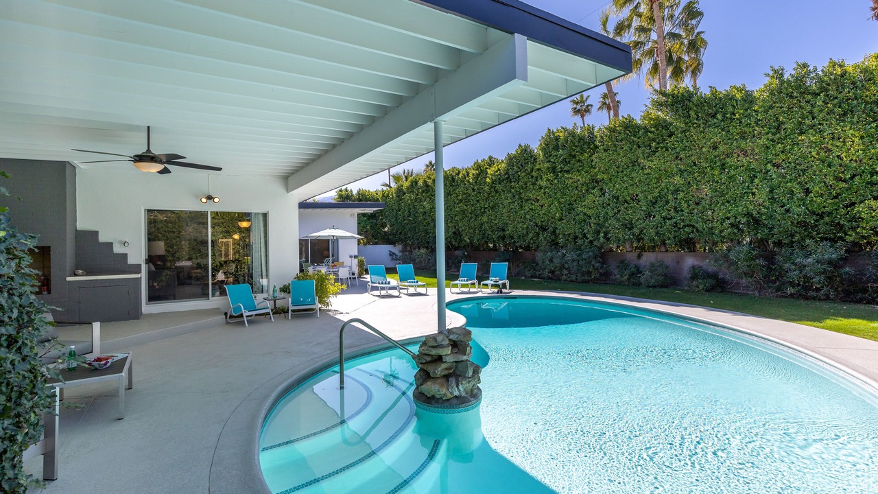 Photo of Outdoor in Deepwell Estates
