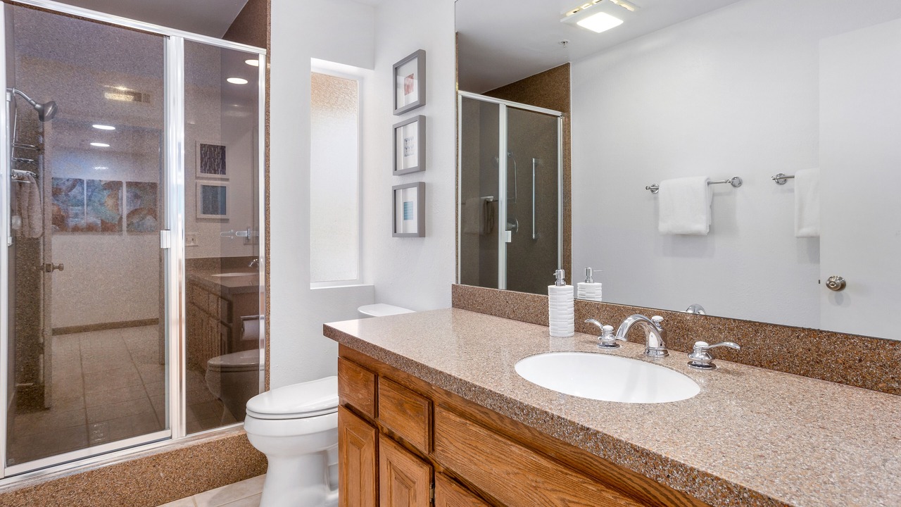 Photo of Bathroom in Downtown Palm Springs