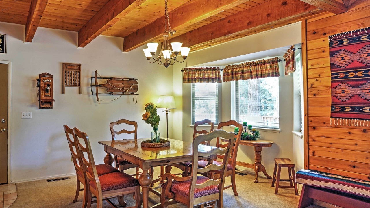 Photo of Livingroom in Granite Ridge