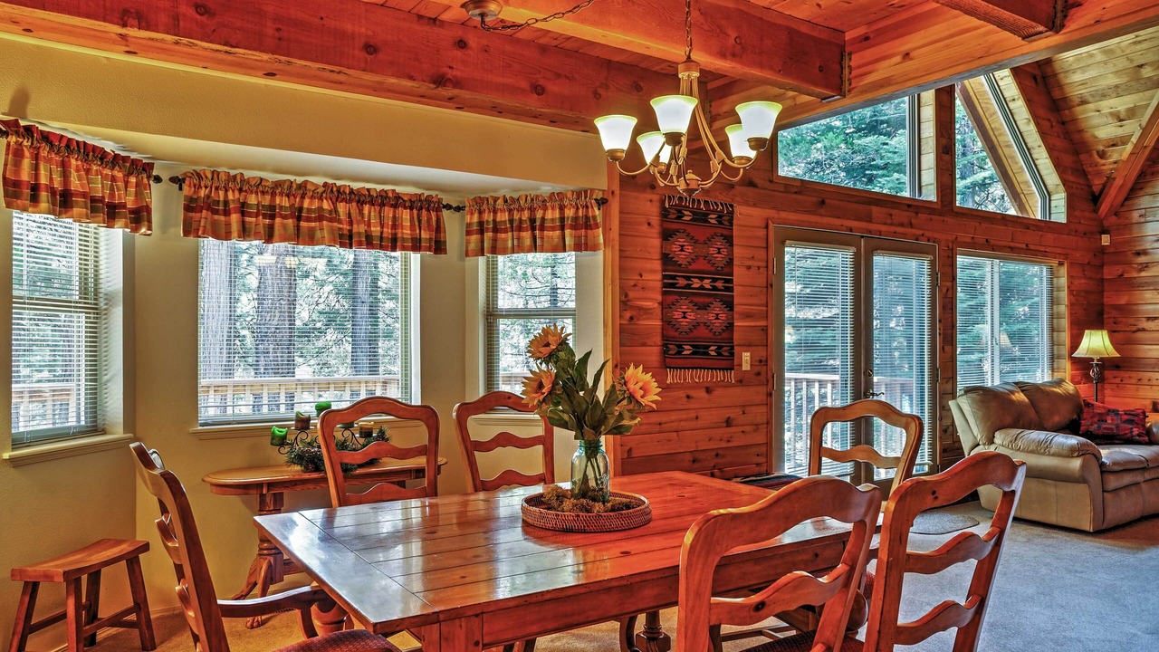 Photo of Livingroom in Granite Ridge