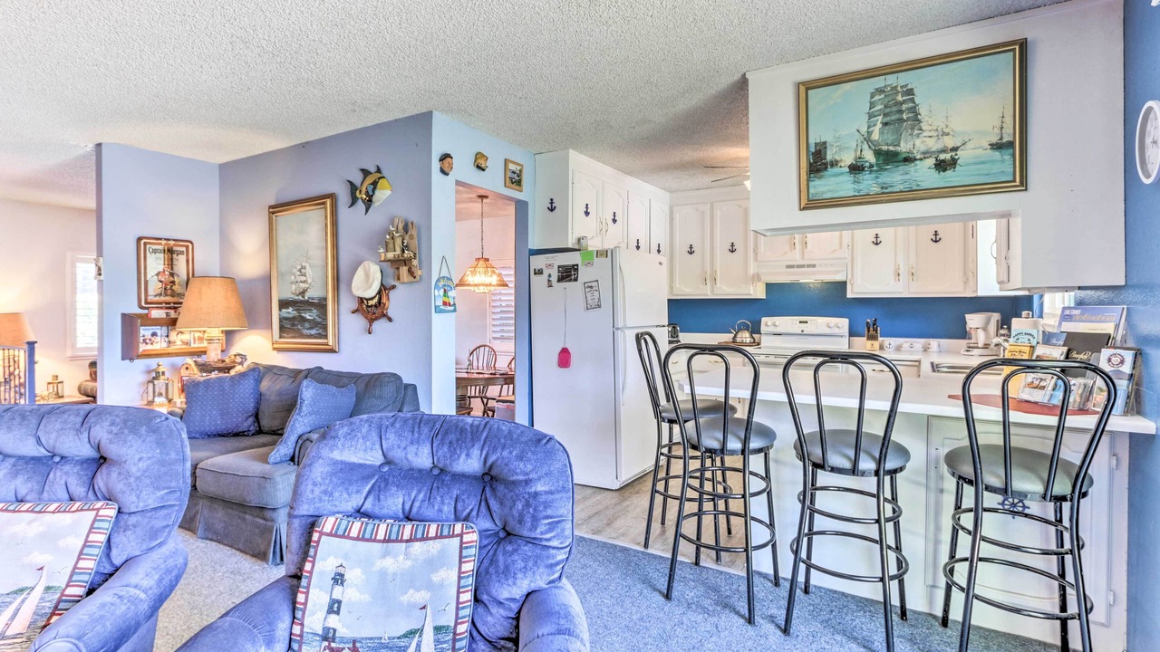 Photo of Bedroom in Clear Lake