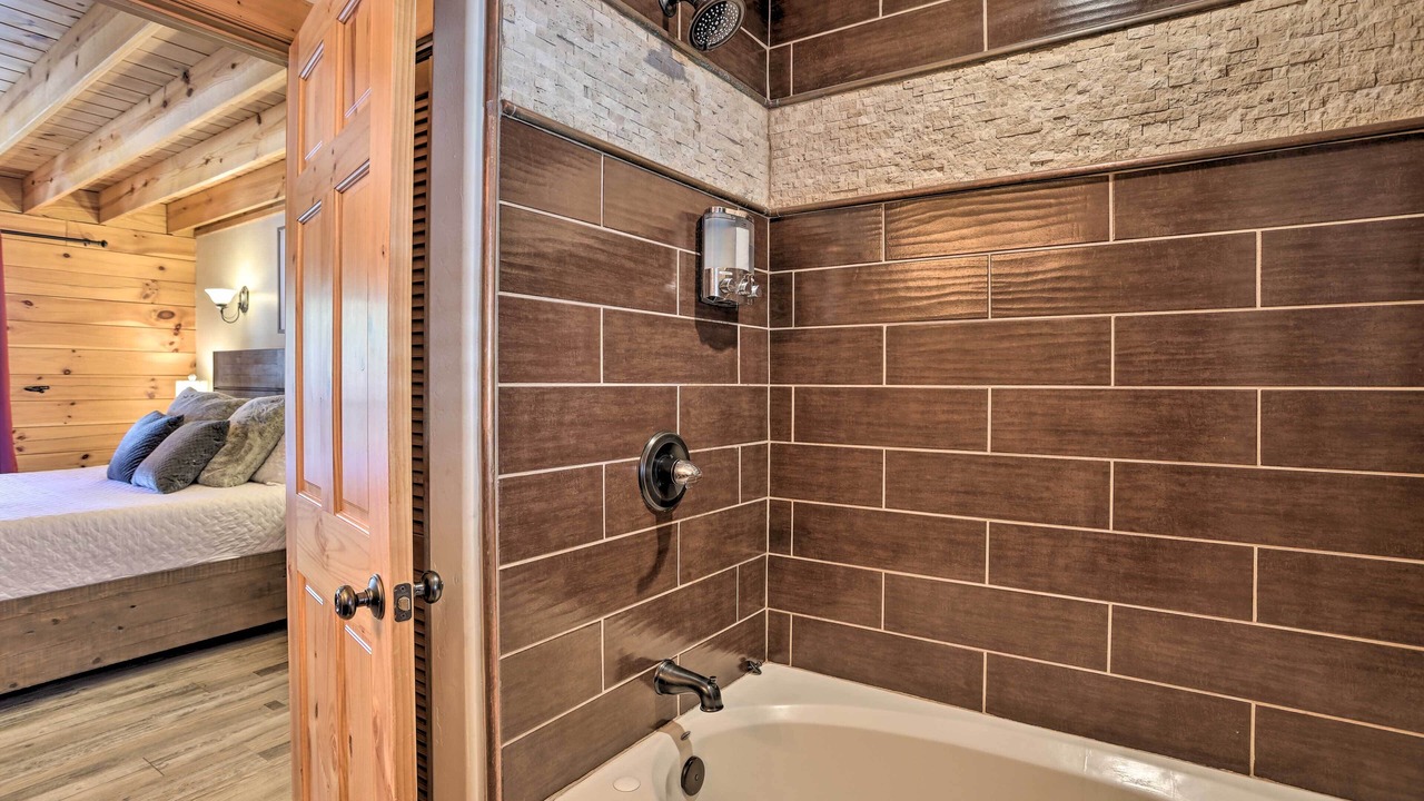 Photo of Bathroom in Moonridge