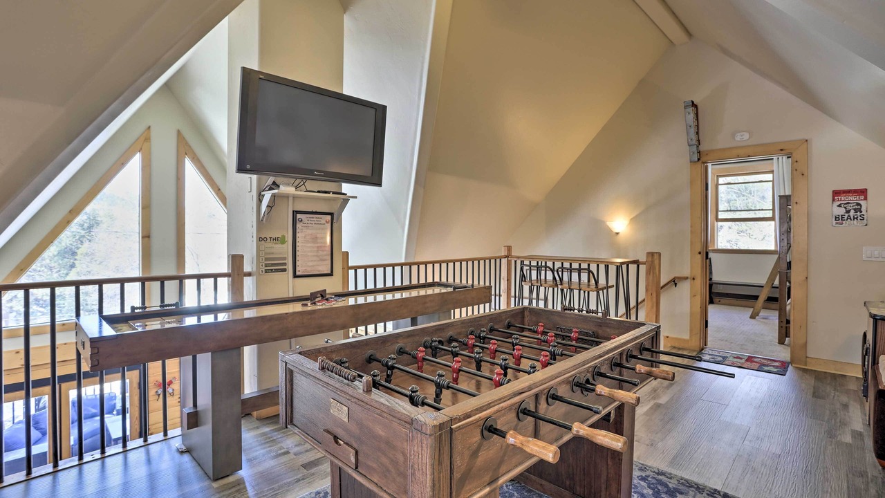 Photo of Bedroom in Moonridge