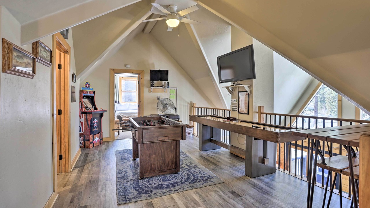 Photo of Bedroom in Moonridge