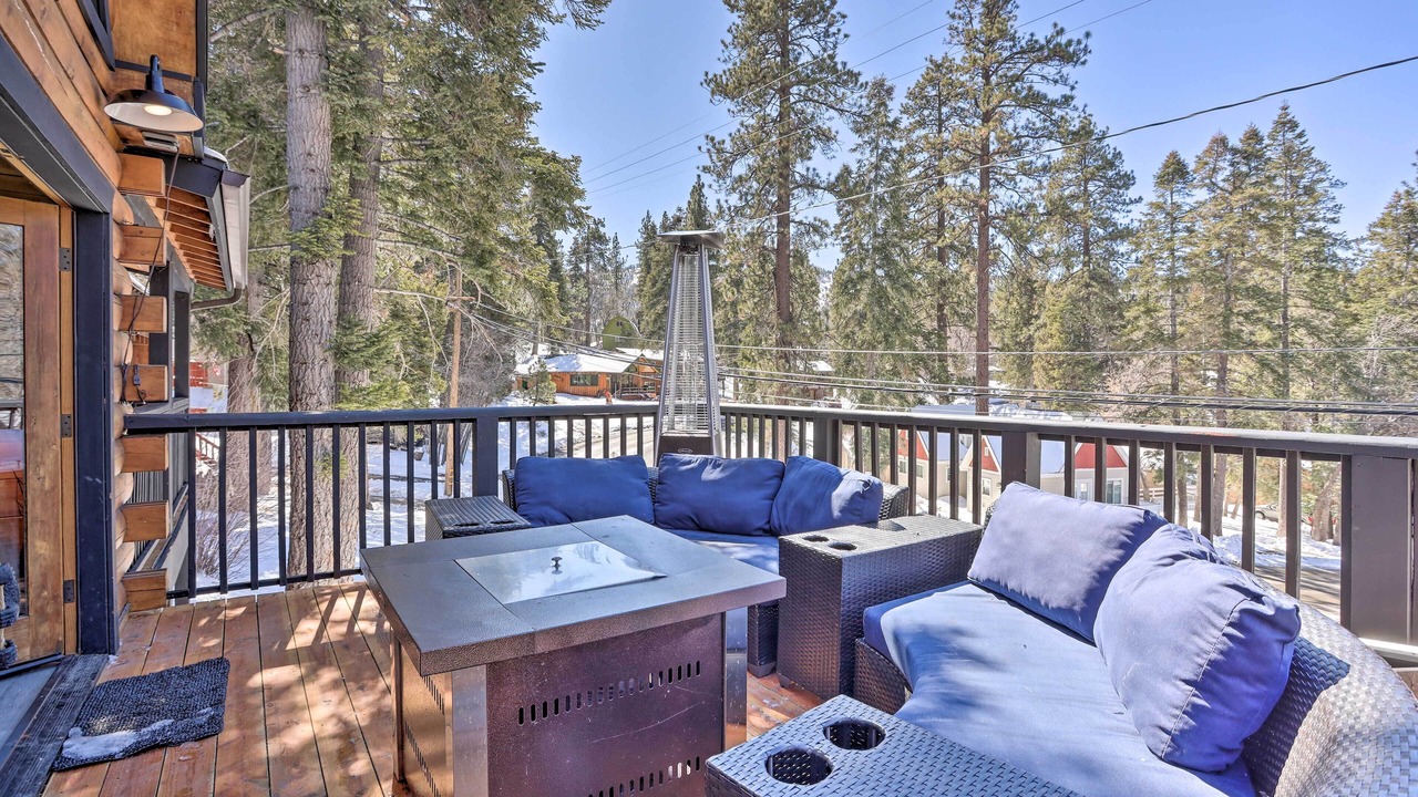 Photo of Outdoor in Moonridge