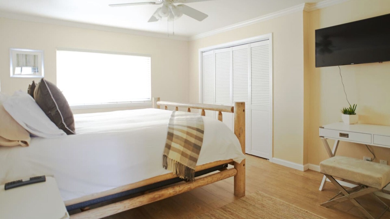 Photo of Bedroom in Stanford