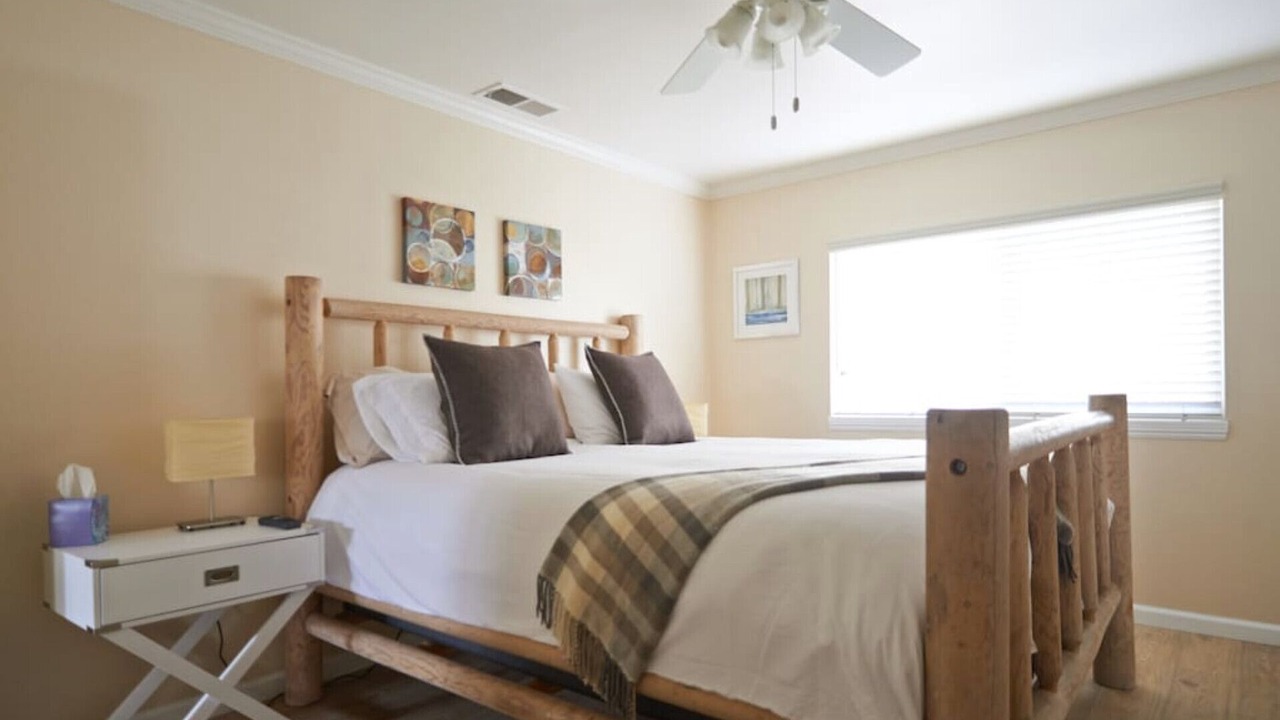 Photo of Bedroom in Stanford