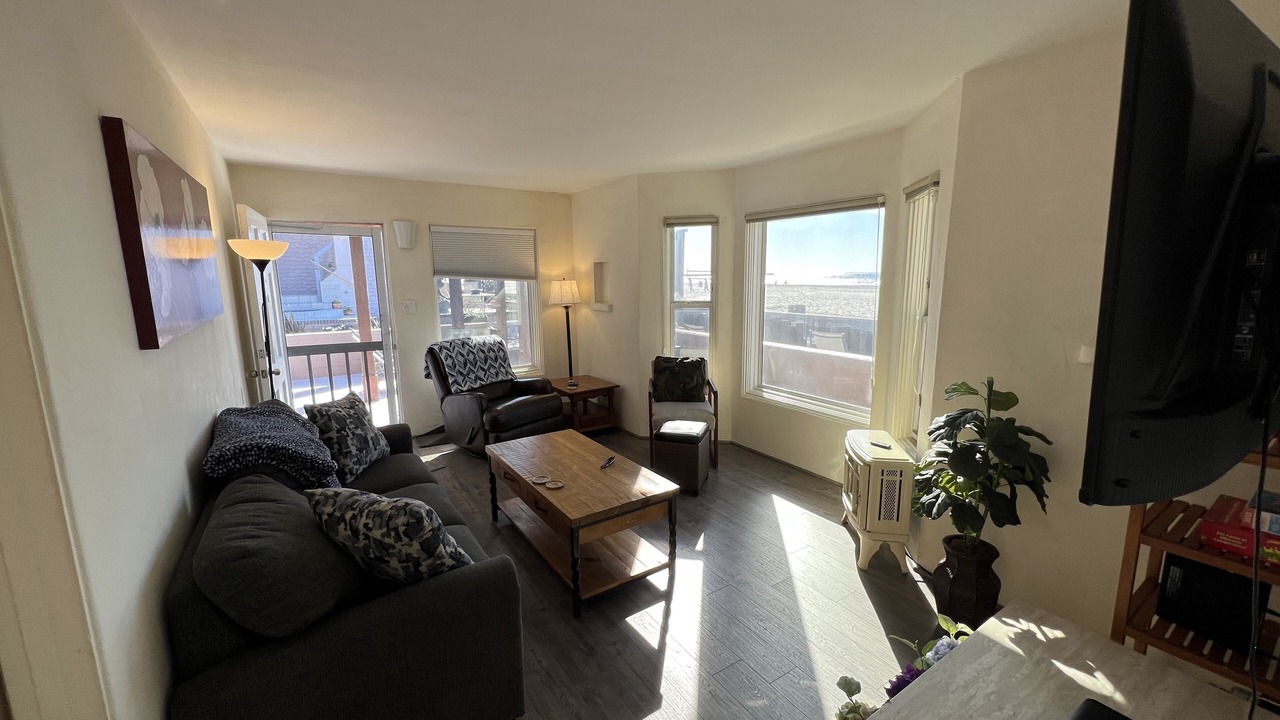 Photo of Bedroom in South Mission Beach