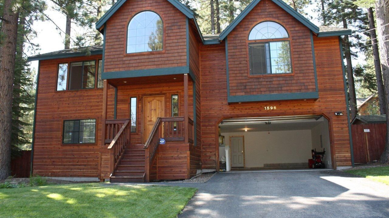 Photo of Outdoor in Mountain View Estates