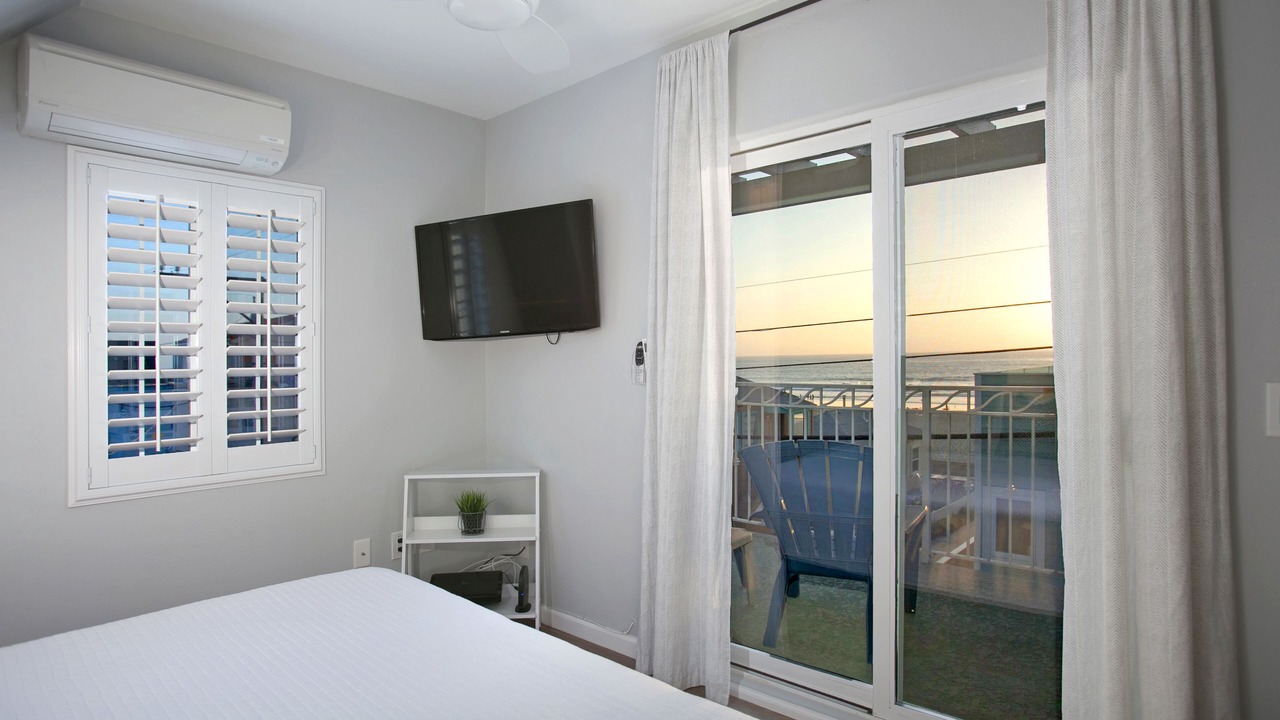 Photo of Patio Balcony in Mission Beach