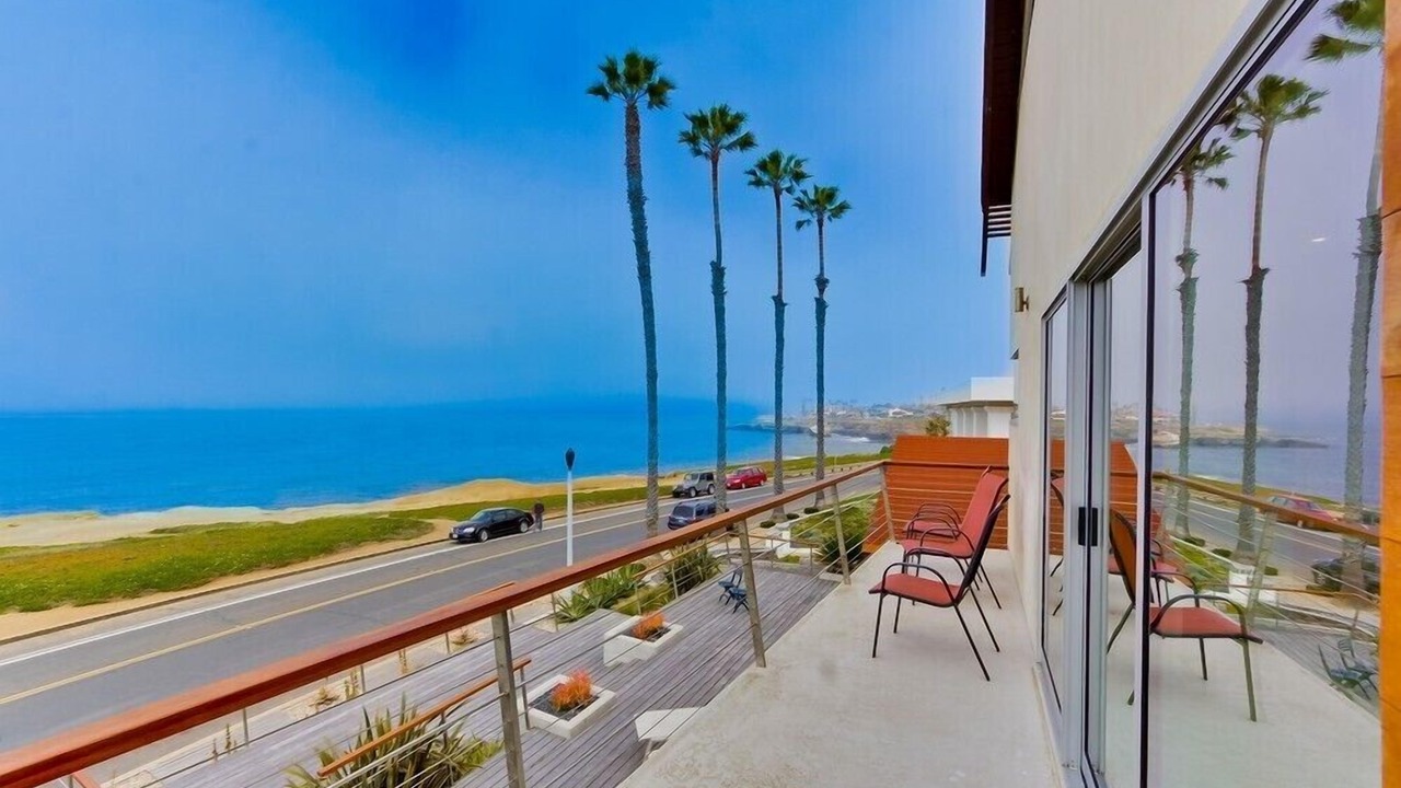 Photo of Patio Balcony in Sunset Cliffs