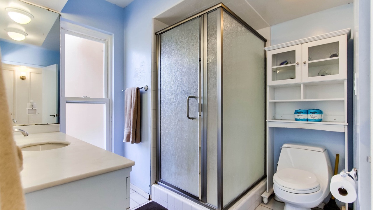 Photo of Bathroom in Sunset Cliffs