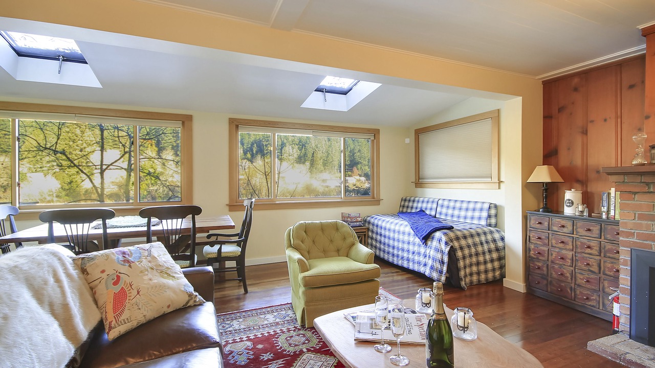 Photo of Bedroom in Monte Rio