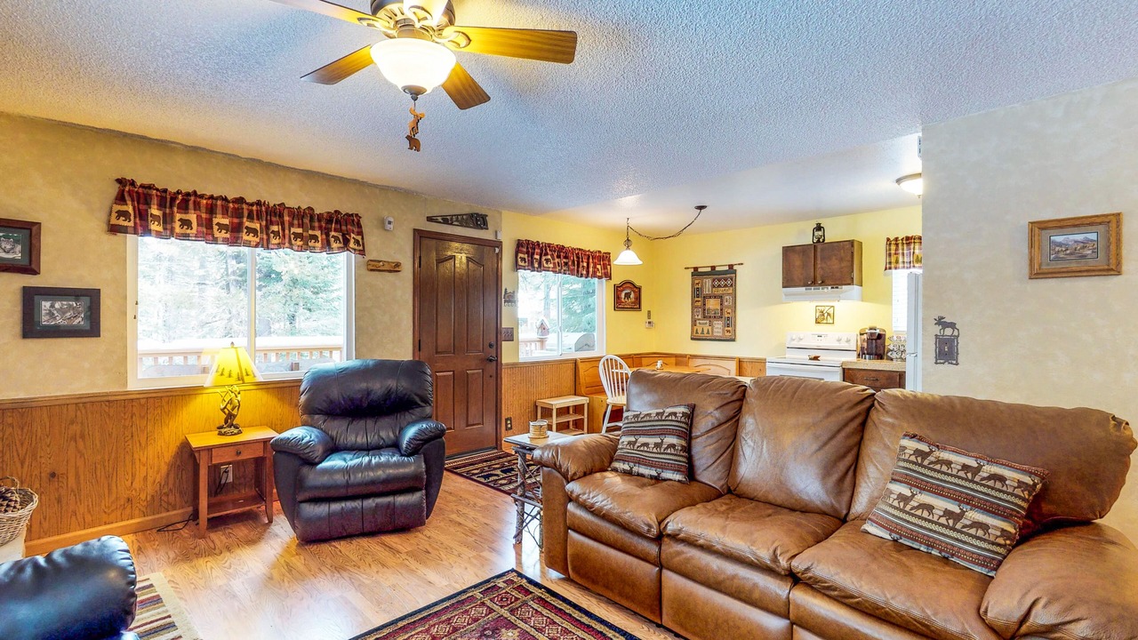 Photo of Livingroom in Tahoe Paradise