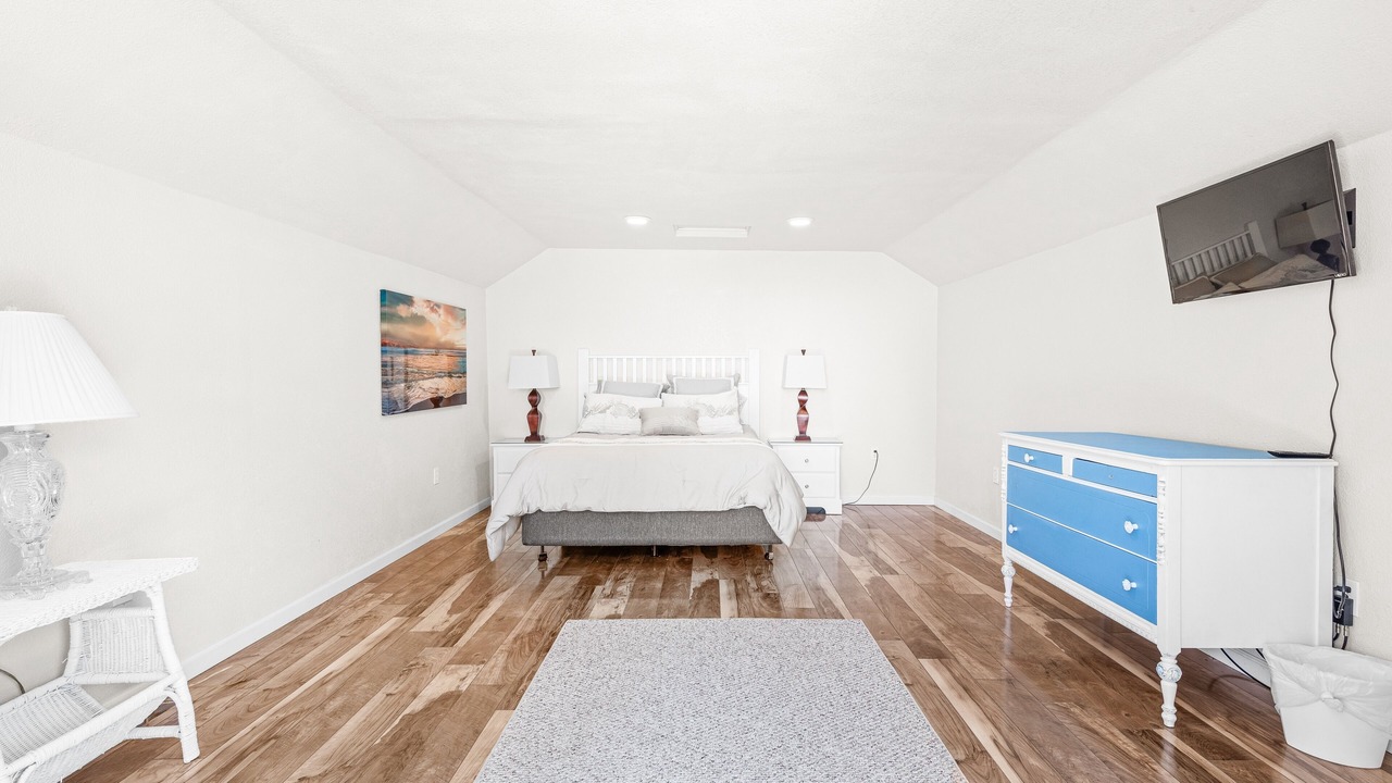 Photo of Bedroom in Crescent City North