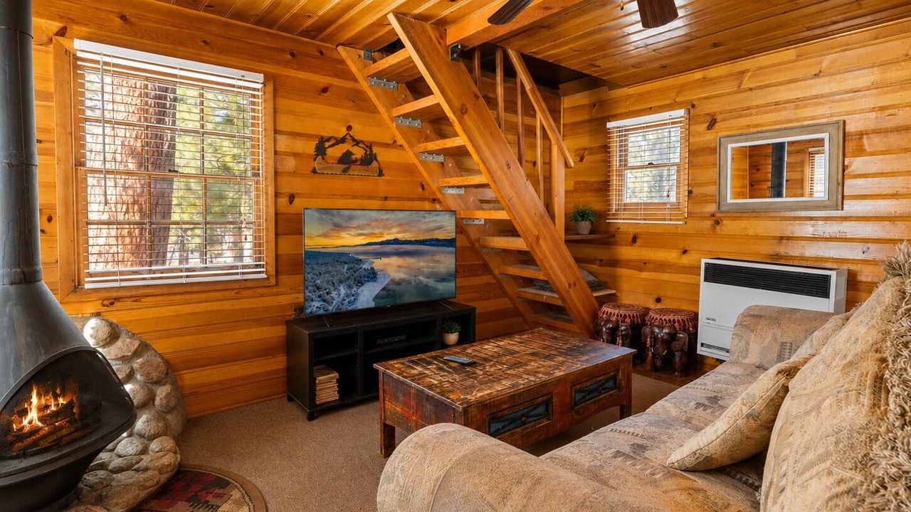 Photo of Livingroom in The Village