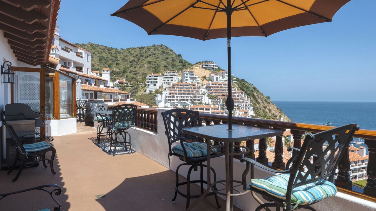 Photo of Patio Balcony in Avalon