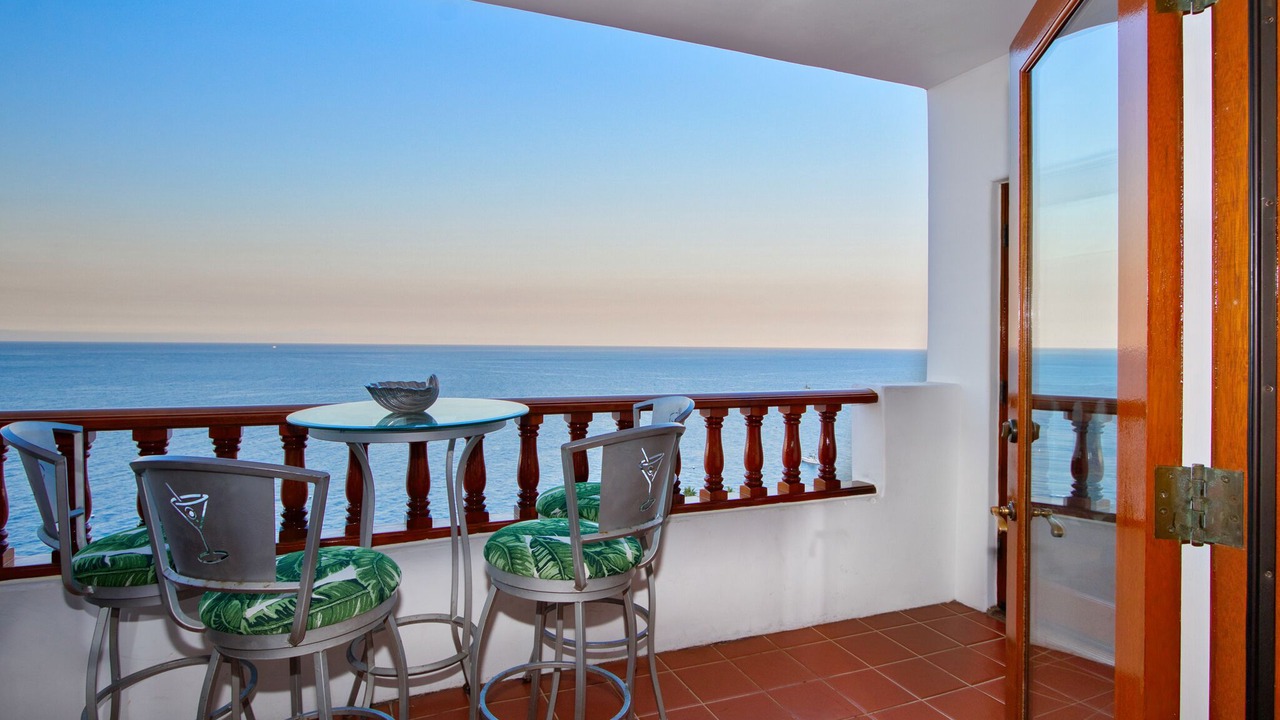 Photo of Patio Balcony in Avalon