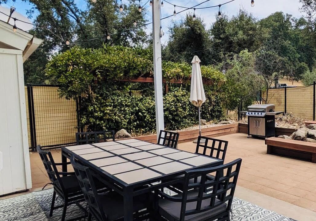 Photo of Outdoor in Oakhurst