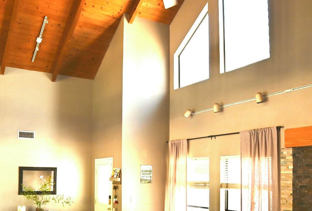 Photo of Livingroom in Oakhurst