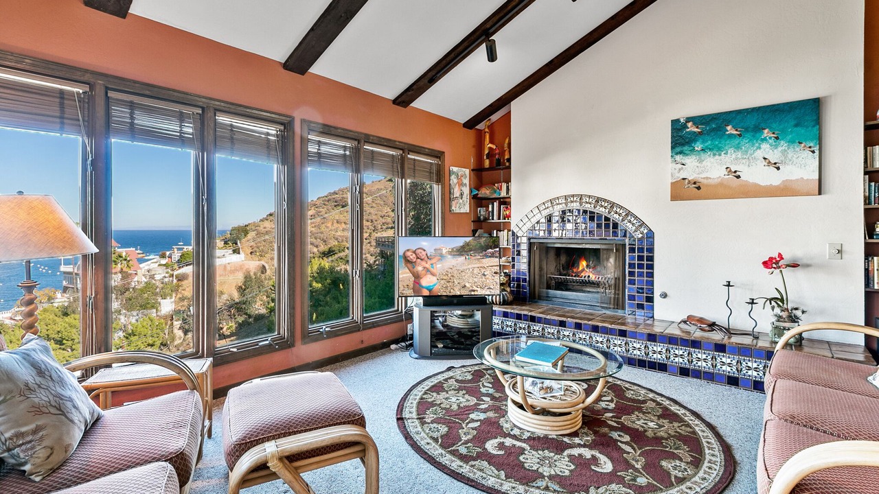 Photo of Bedroom in Avalon