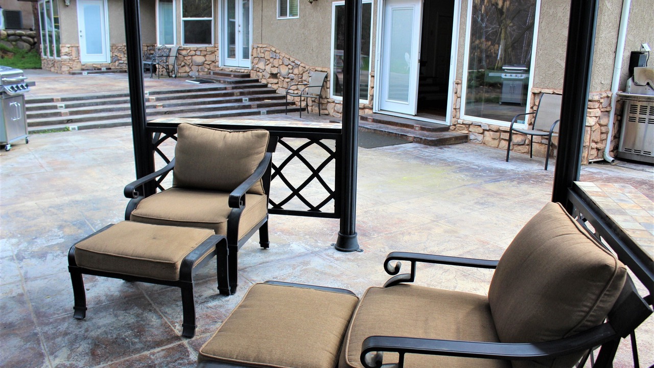 Photo of Patio Balcony in Three Rivers