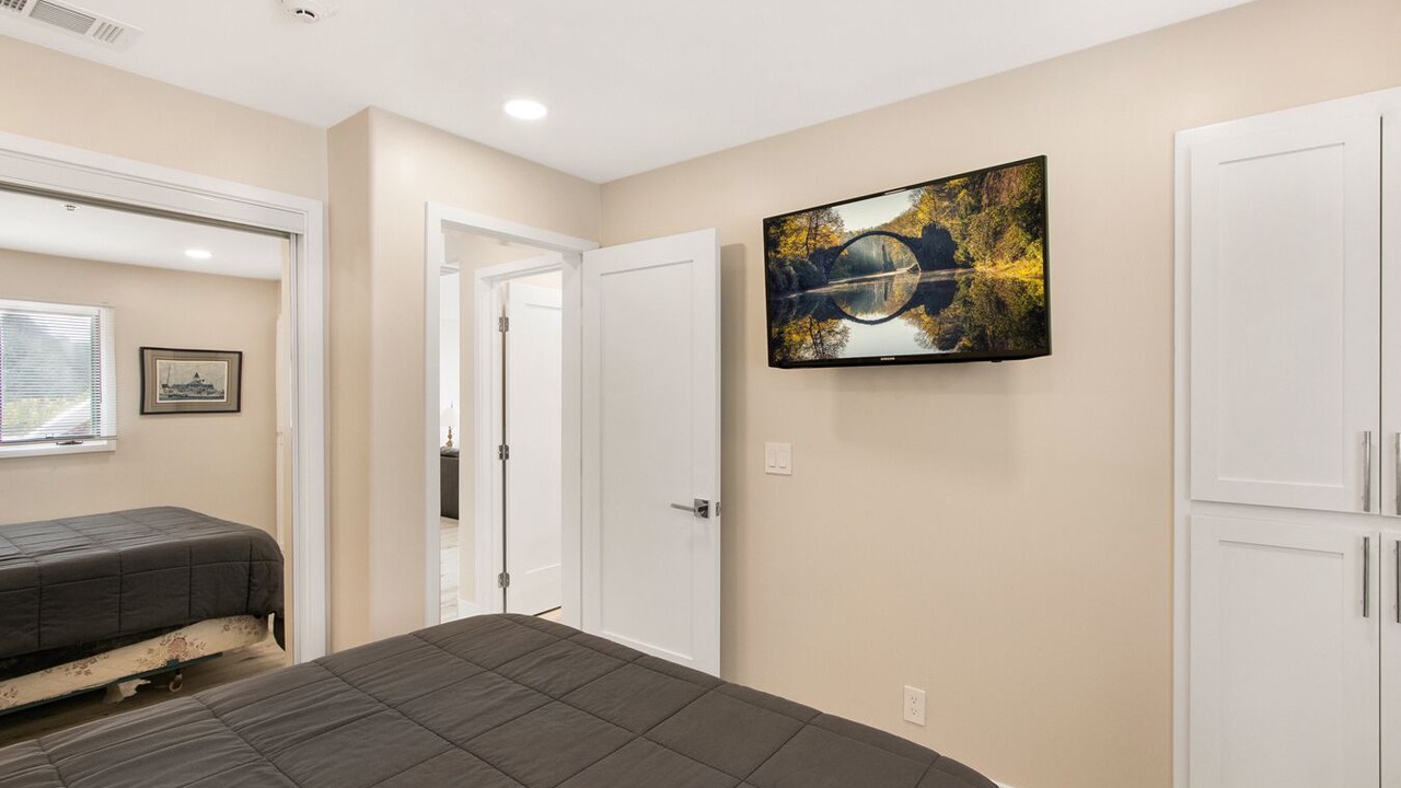 Photo of Bedroom in Avalon