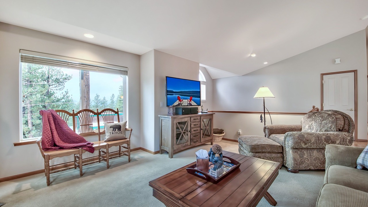 Photo of Livingroom in Montgomery Estates