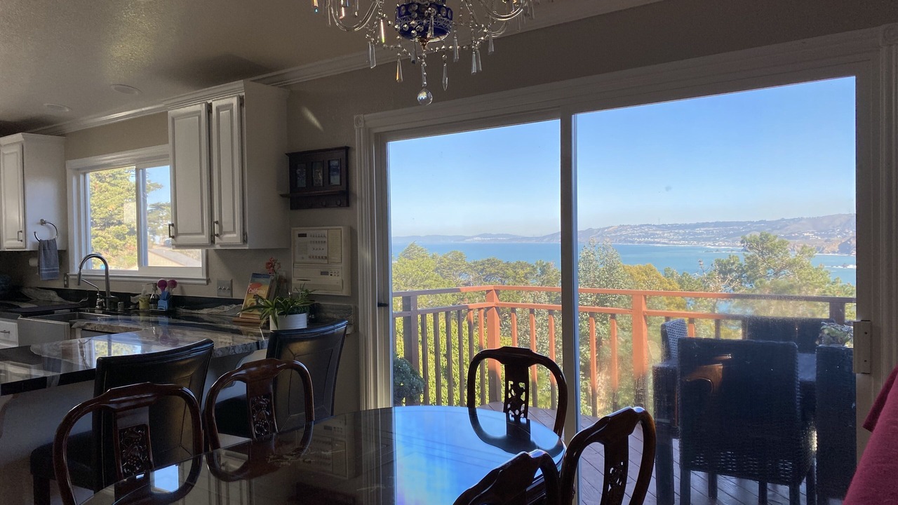 Photo of Bedroom in Pedro Point