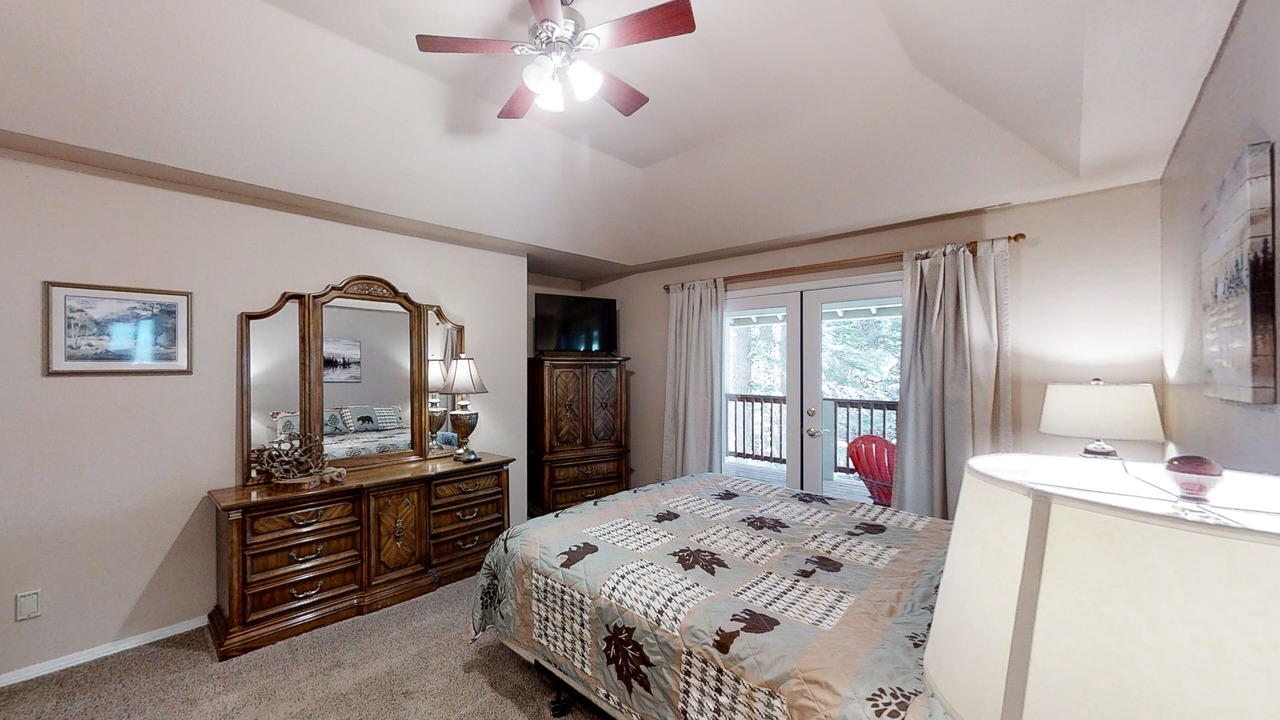 Photo of Bedroom in Shaver Lake