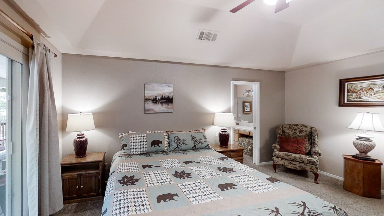 Photo of Bedroom in Shaver Lake