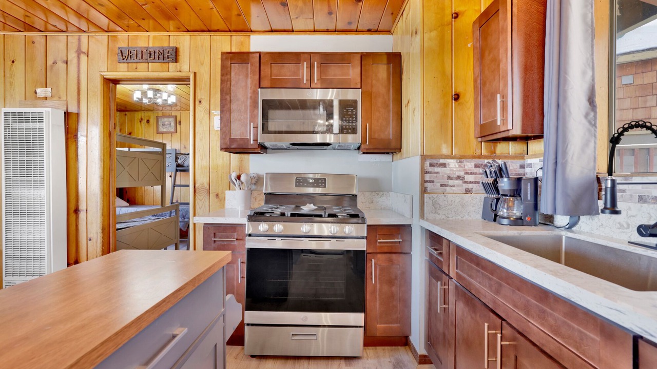 Photo of Kitchen in Big Bear Lake