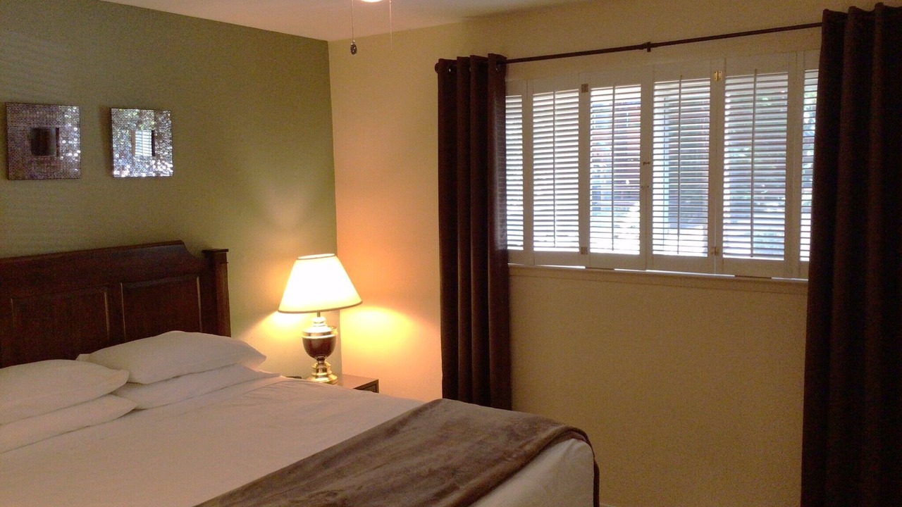 Photo of Bedroom in Al Tahoe