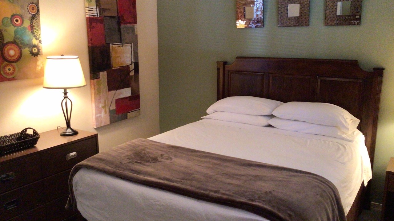 Photo of Bedroom in Al Tahoe