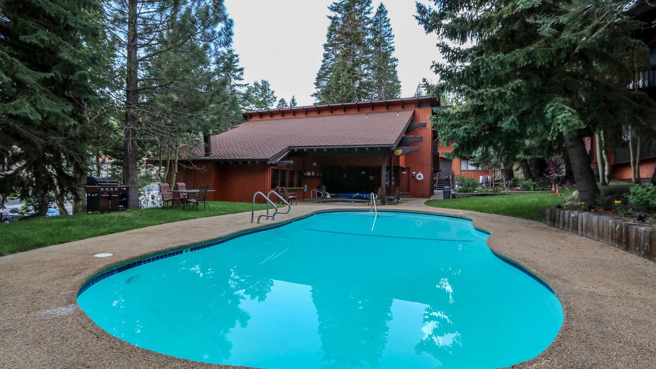 Photo of Outdoor in Mammoth Lakes