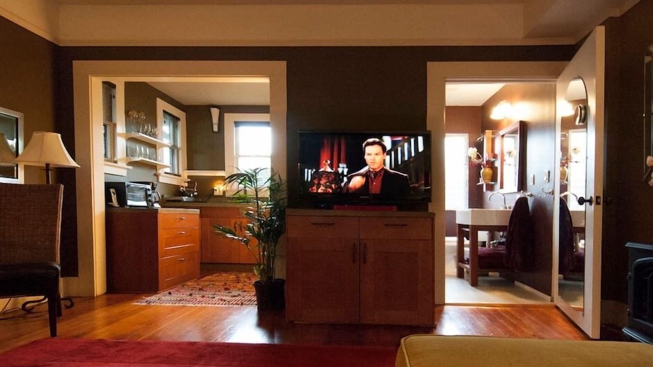 Photo of Bedroom in Lower State