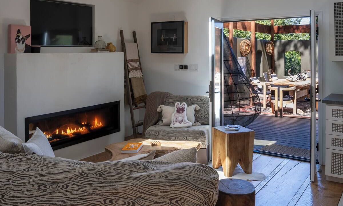 Photo of Livingroom in St. Helena