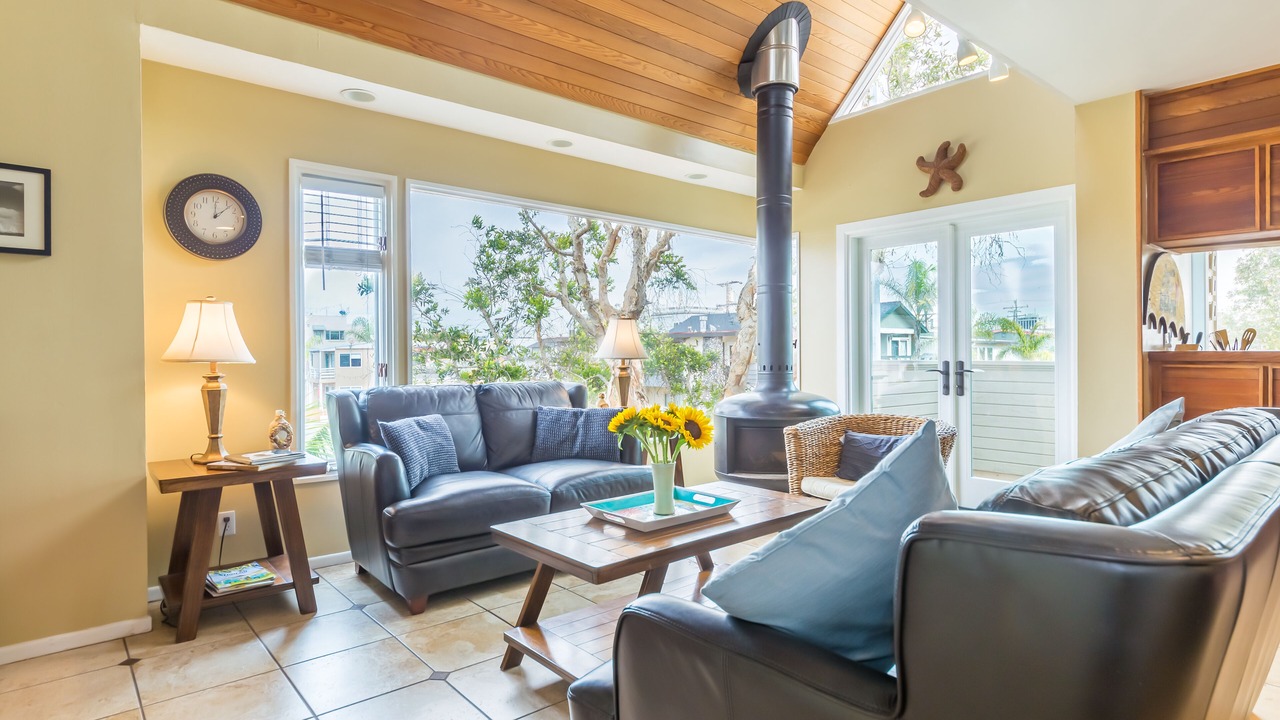 Photo of Livingroom in South Mission Beach
