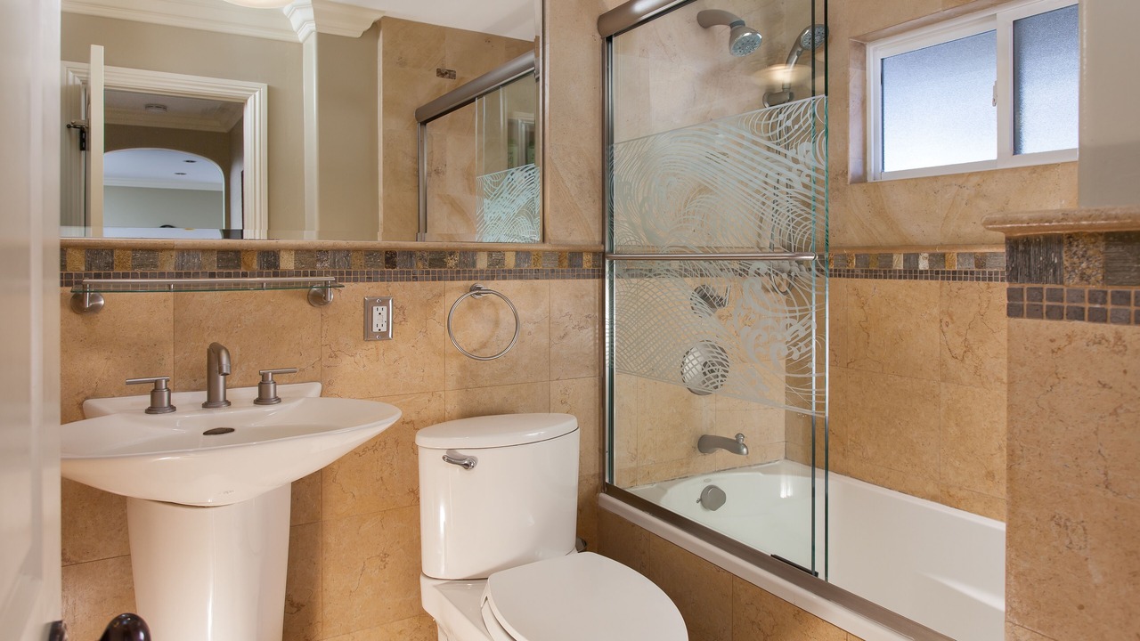 Photo of Bathroom in Laguna Beach