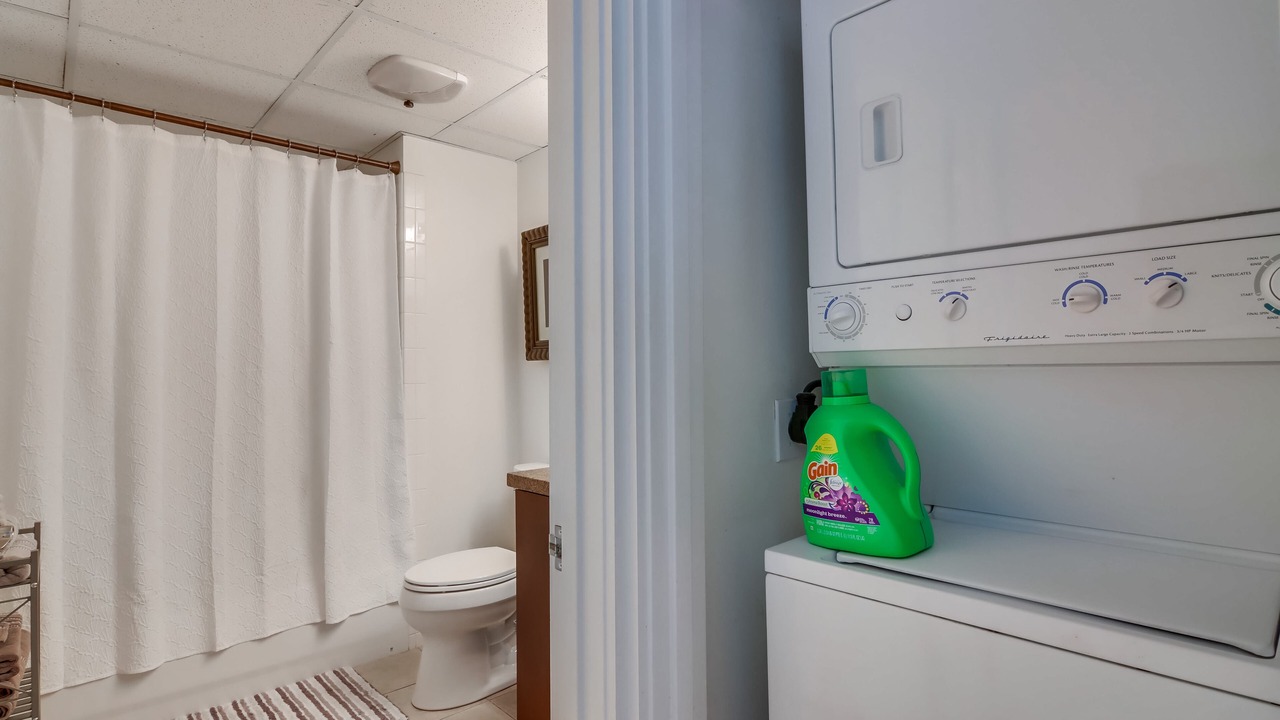 Photo of Bathroom in Smart Corner