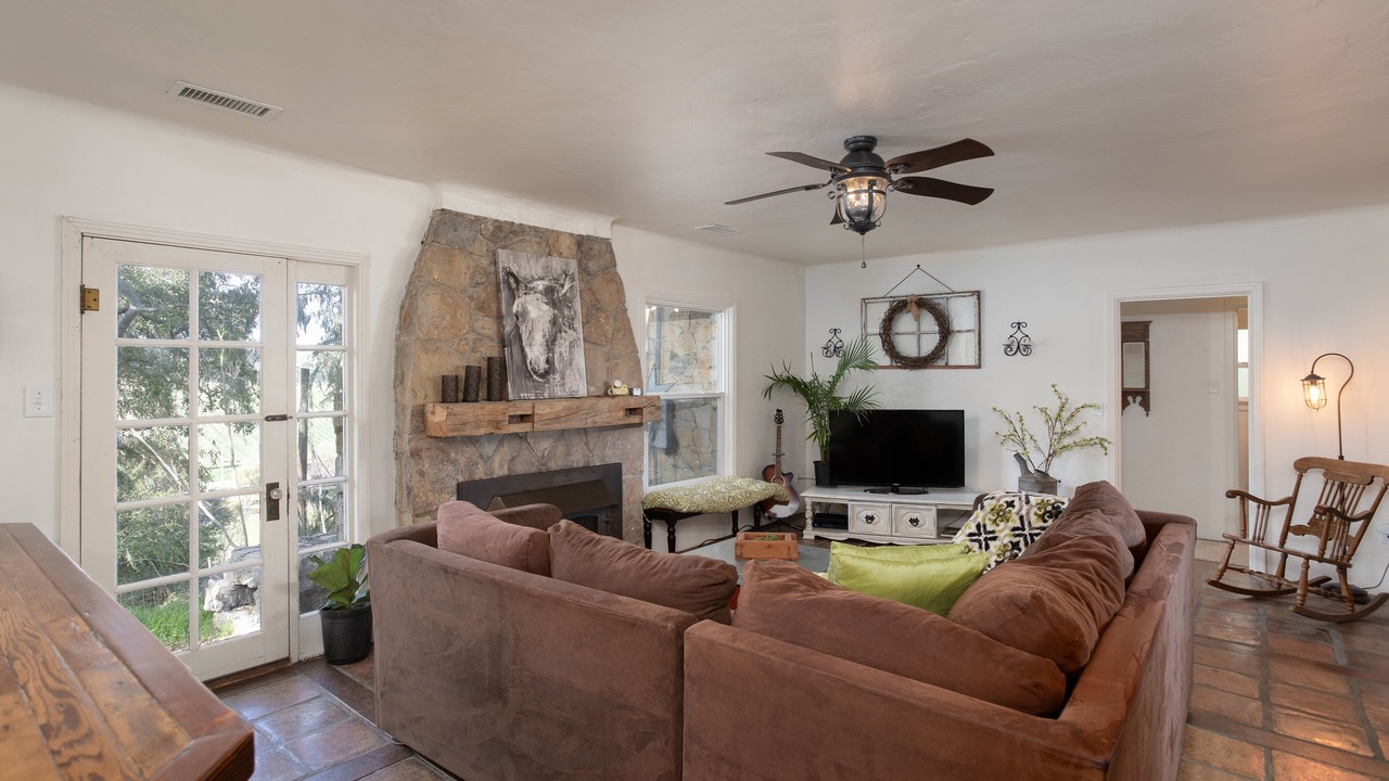 Photo of Livingroom in Paso Robles
