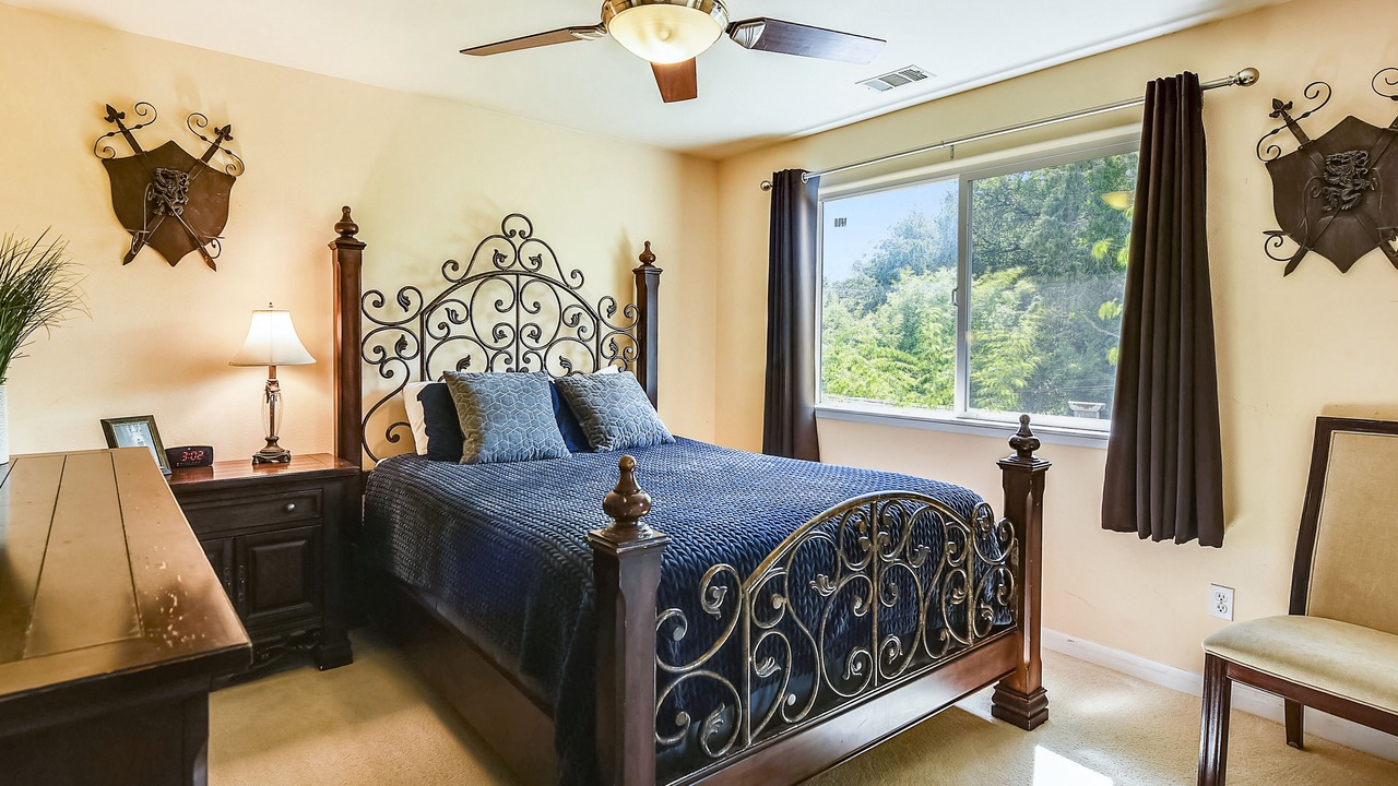 Photo of Bedroom in North Lakeport