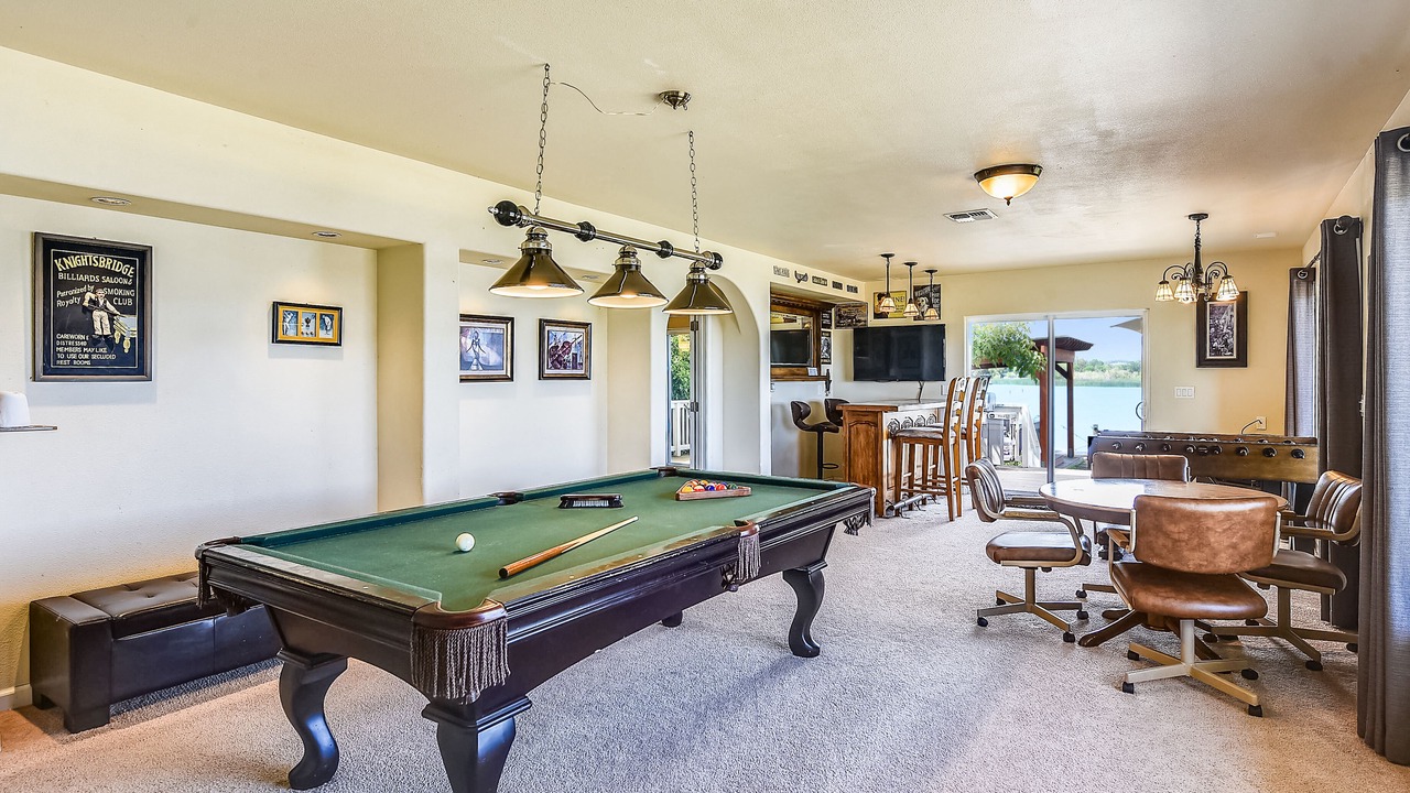 Photo of Bedroom in North Lakeport