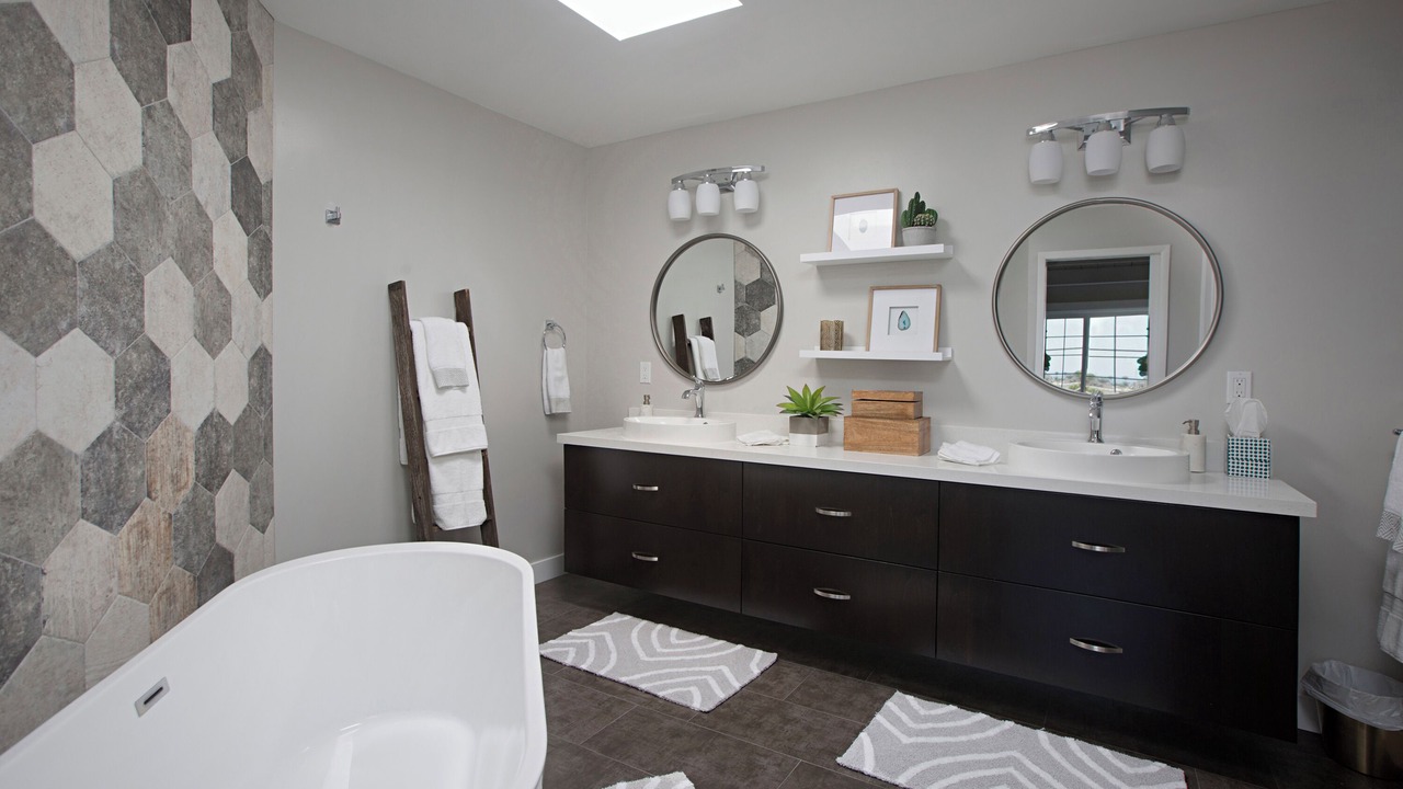 Photo of Bathroom in Village of La Jolla