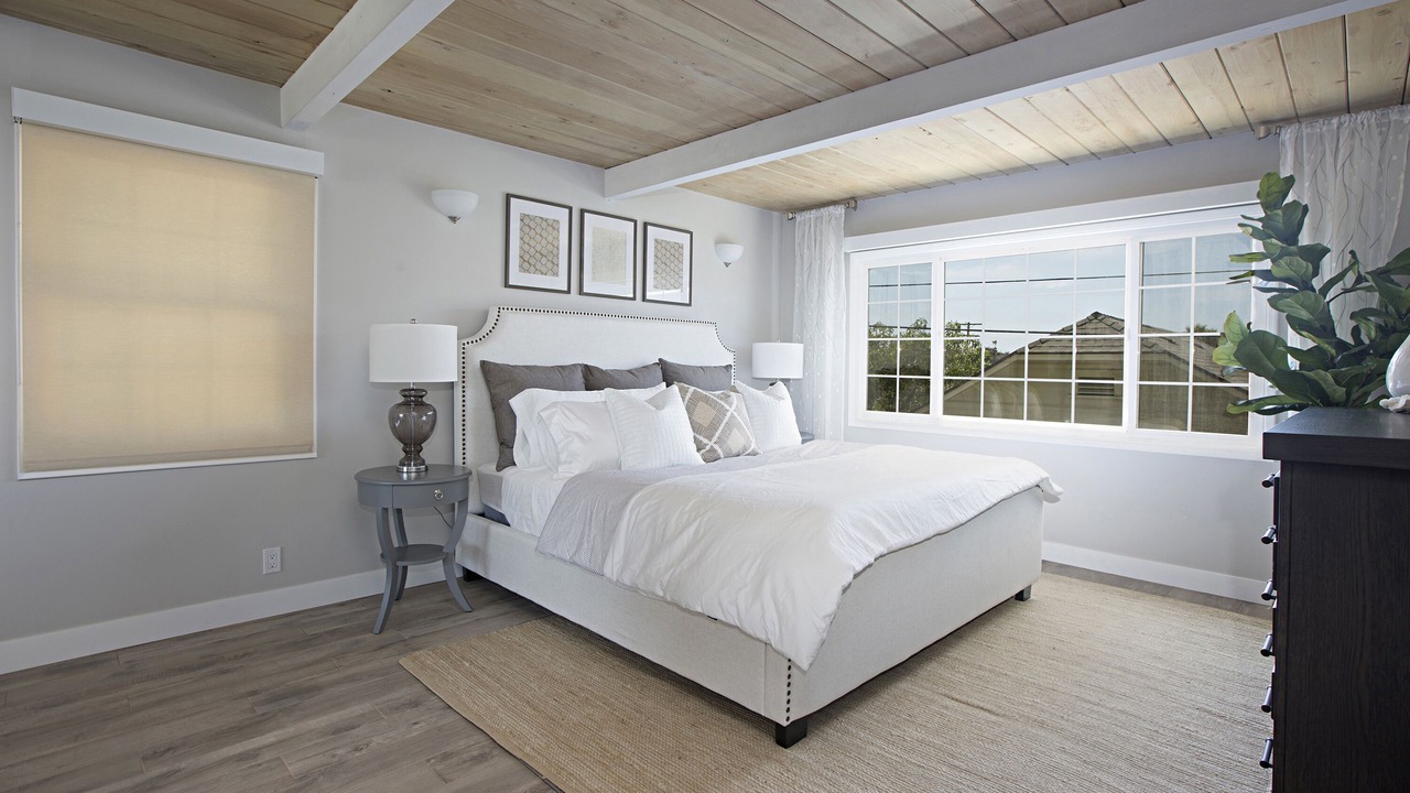 Photo of Bedroom in Village of La Jolla